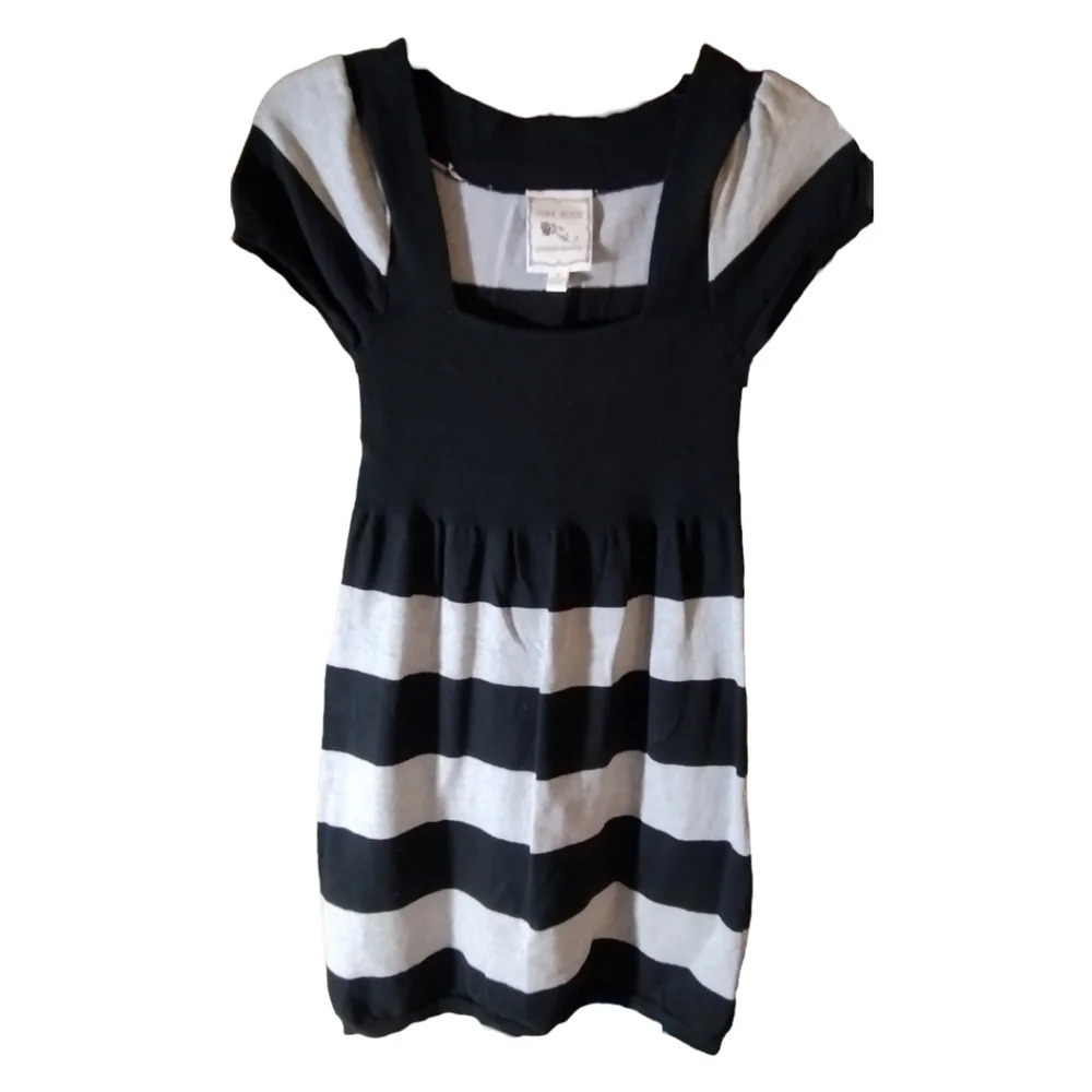 𝅺NWOT Pink Rose black and grey striped dress. Size small.   C126​​​​
